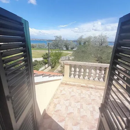 Apartment By The Sea Tkon, Pasman - 24280 Tkon