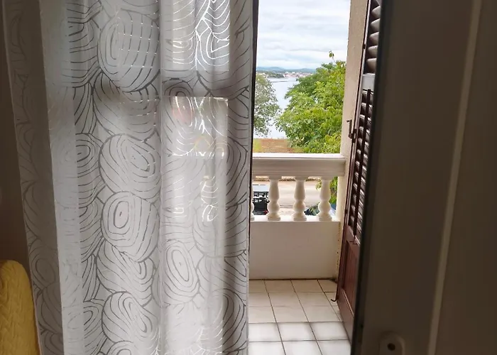 By The Sea - Pasman - 6221 شقة