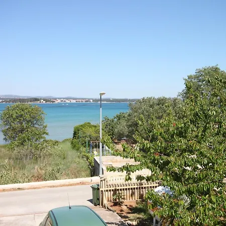 By The Sea Tkon, Pasman - 6221 דירה