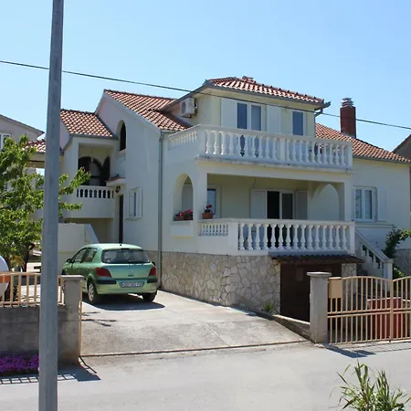 Apartment By The Sea Tkon, Pasman - 6221