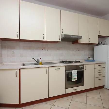 By The Sea - Pasman - 6221