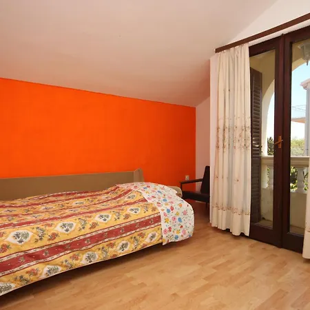 By The Sea Tkon, Pasman - 6221 Apartment