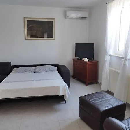 דירה By The Sea Tkon, Pasman - 6221