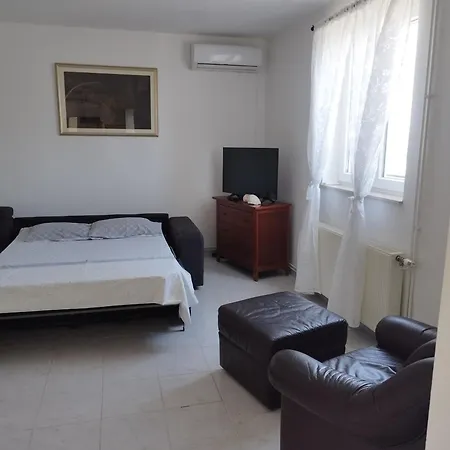 By The Sea Tkon, Pasman - 6221 Apartment Tkon