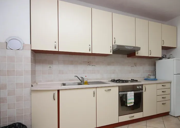 Apartamento By The Sea - Pasman - 6221 *