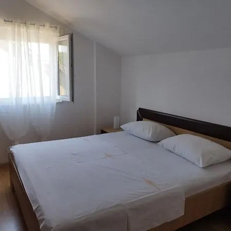 By The Sea - Pasman - 6221 * Tkon