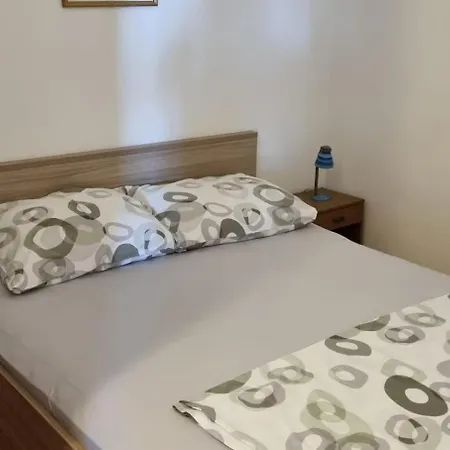 By The Sea - Pasman - 6221 Tkon