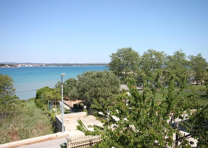 By The Sea - Pasman - 6221 Tkon